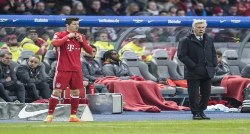 تقرير: انشيلوتي يرفض عرضا لتدريب المنتخب الإيطالي 